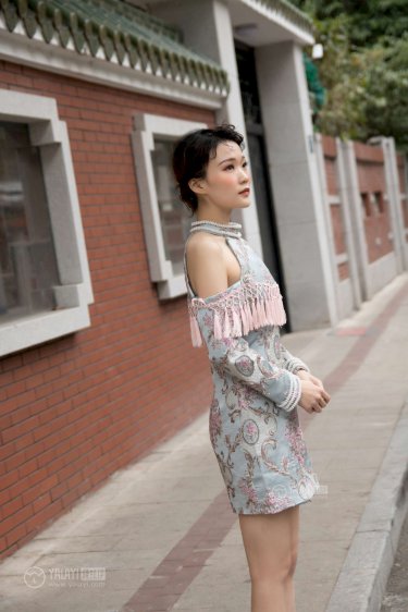 李德龙